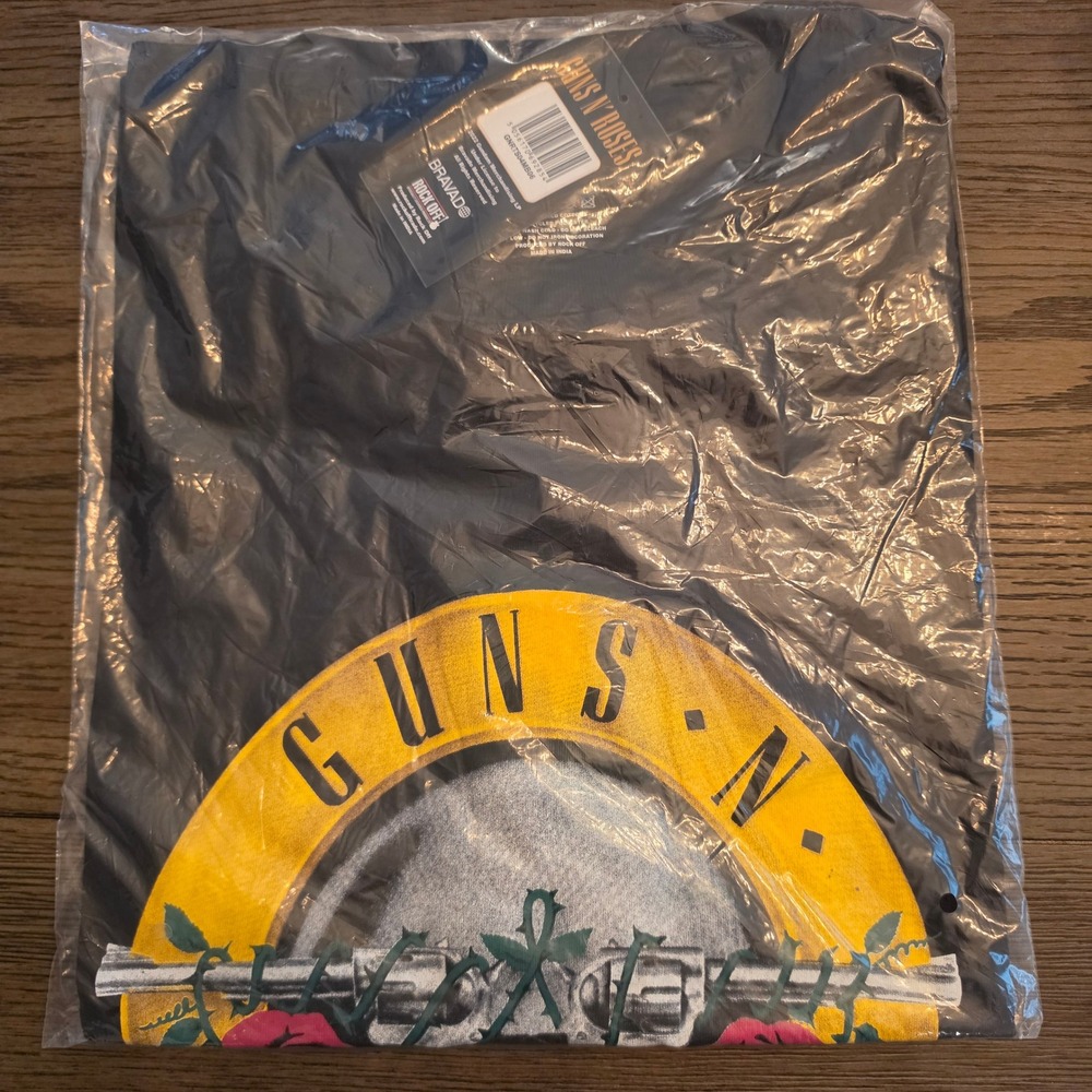 Guns N Roses Bullet Logo Graphic T-Shirt Black 3XL NWT Bravado Licensed Rock Tee - Picture 2 of 4